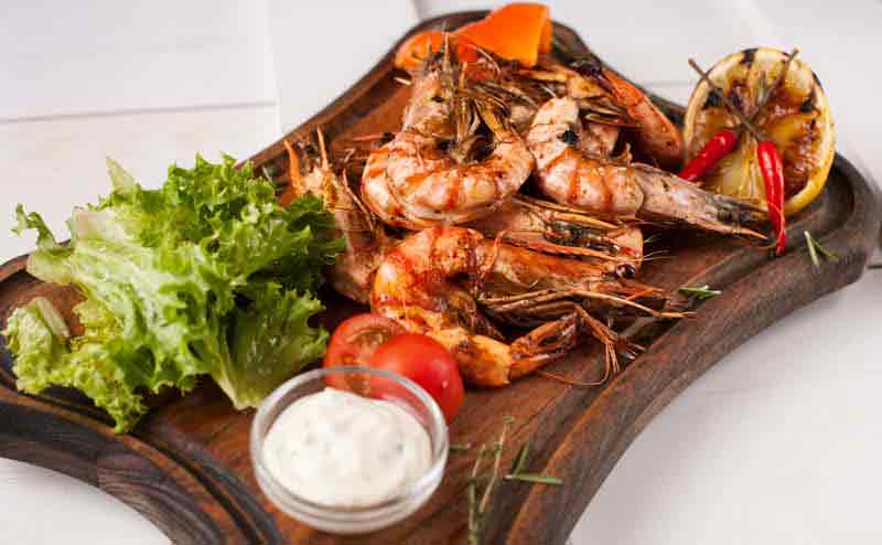 Shrimp and salad